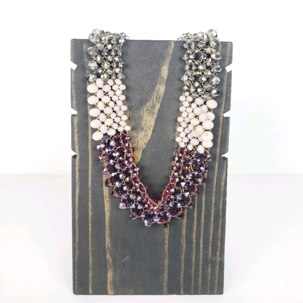 GORGEOUS! 23" Tri-Beaded Statement Necklace NWOT! - Picture 2 of 3